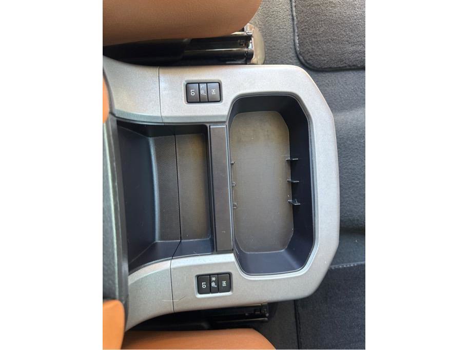 Used 2019 Toyota Sequoia Platinum AWD/4WD image 30