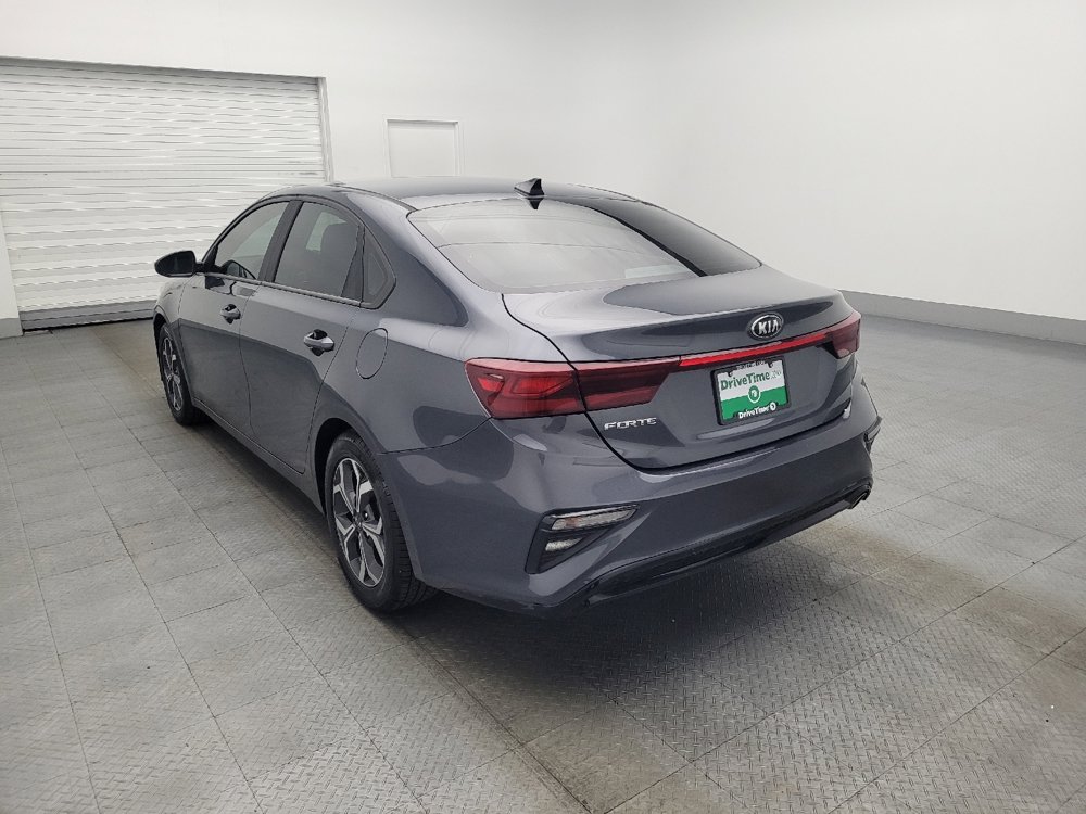 Used 2020 Kia Forte LXS FWD image 5