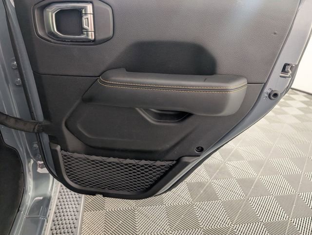 Used 2025 Jeep Wrangler Unlimited Sahara image 29