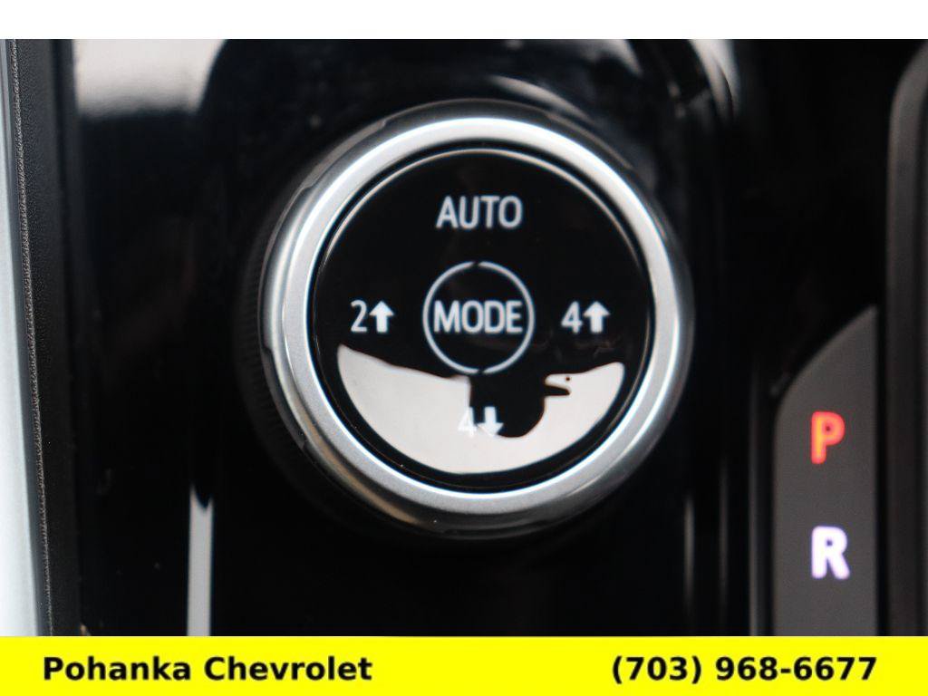 Certified 2025 Chevrolet Colorado Trail Boss AWD/4WD image 16