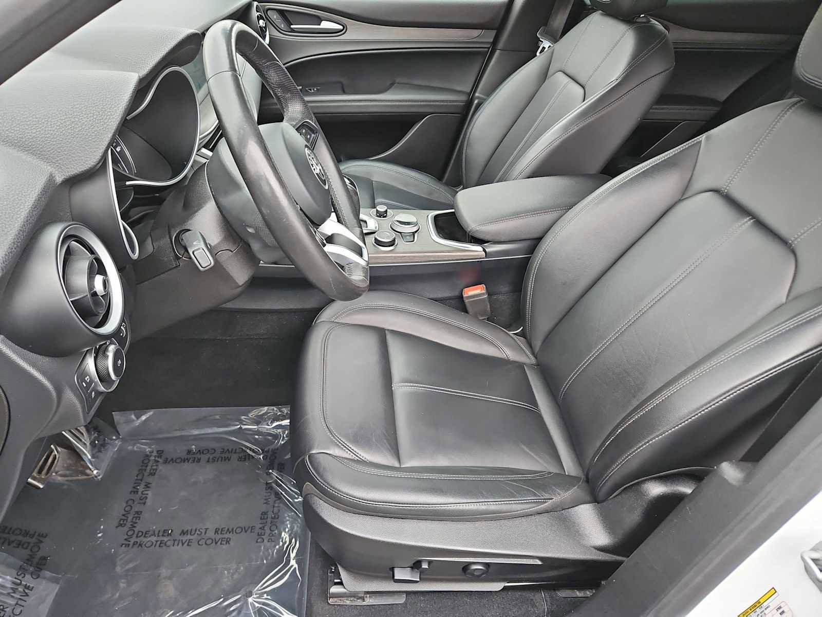 Used 2022 Alfa Romeo Stelvio Ti image 16