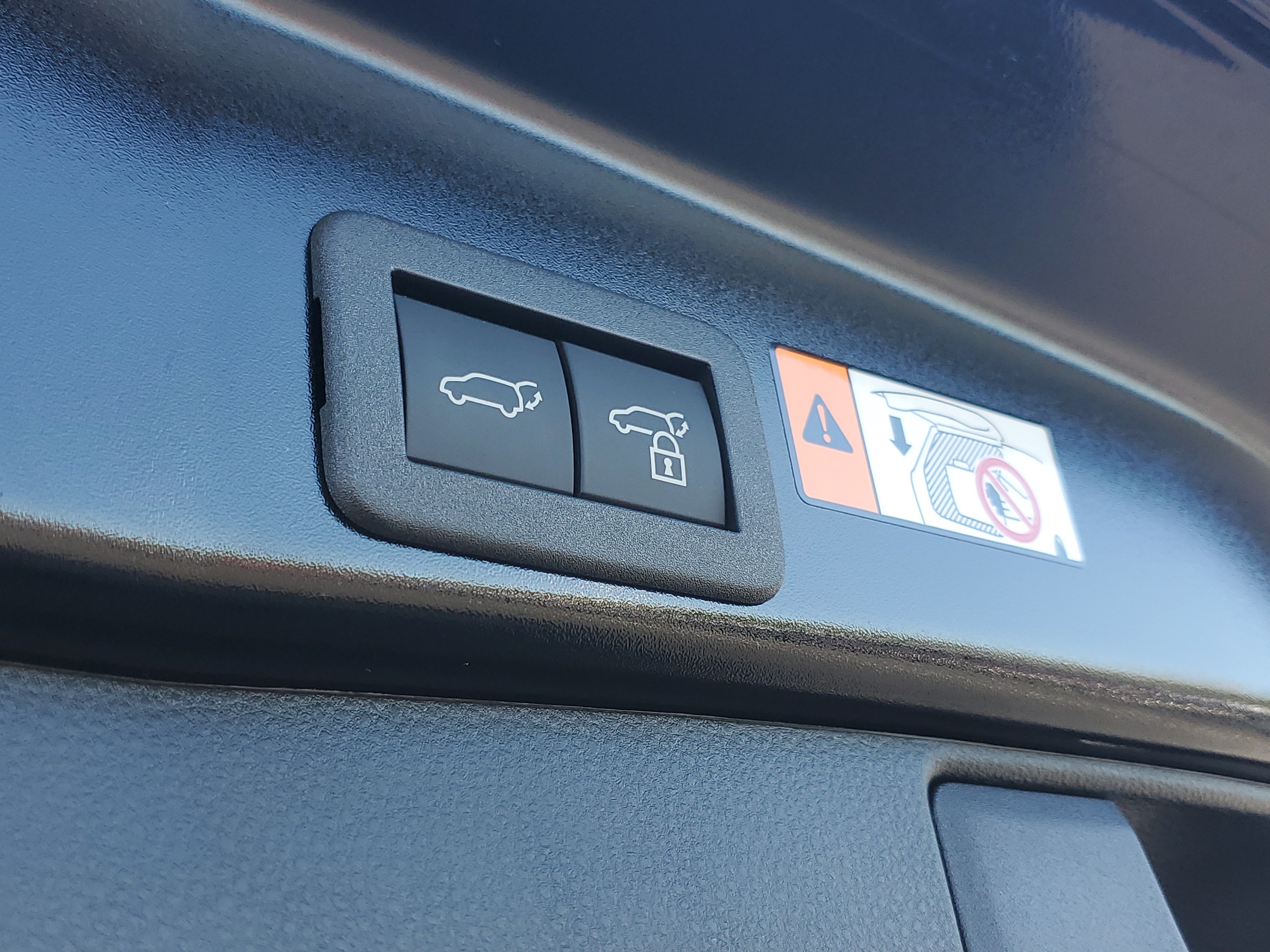 Used 2026 Toyota RAV4 XLE Premium FWD image 9