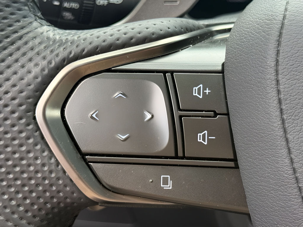 Used 2026 Lexus TX 500h AWD w/ Technology Package image 17