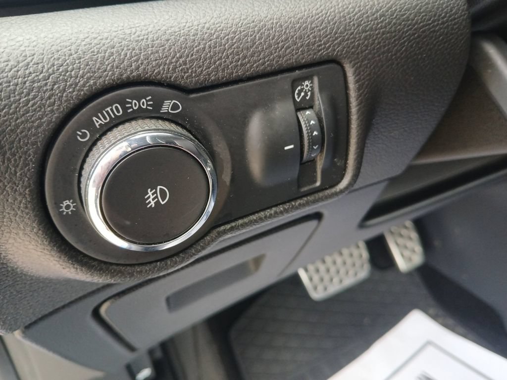 Used 2017 Buick Cascada Sport Touring FWD image 27