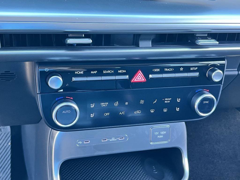 New 2026 Hyundai Ioniq 9 SEL image 13