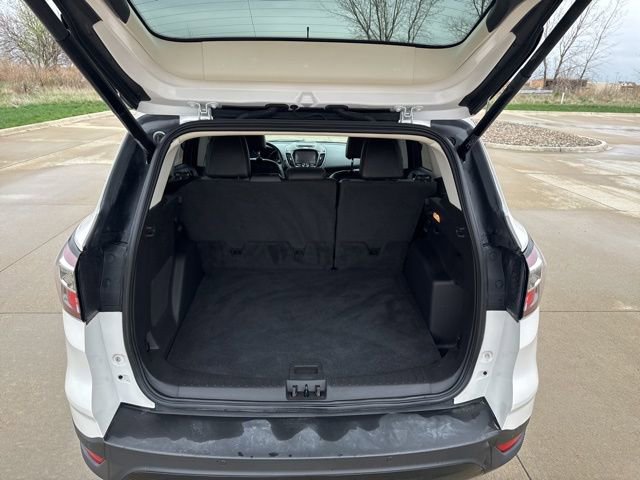 Used 2017 Ford Escape Titanium AWD/4WD image 14