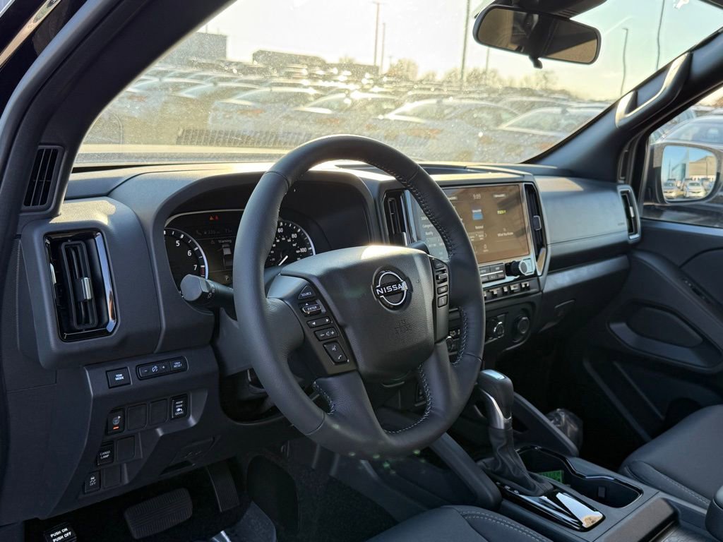 New 2026 Nissan Frontier SV w/ SV Convenience Package image 3