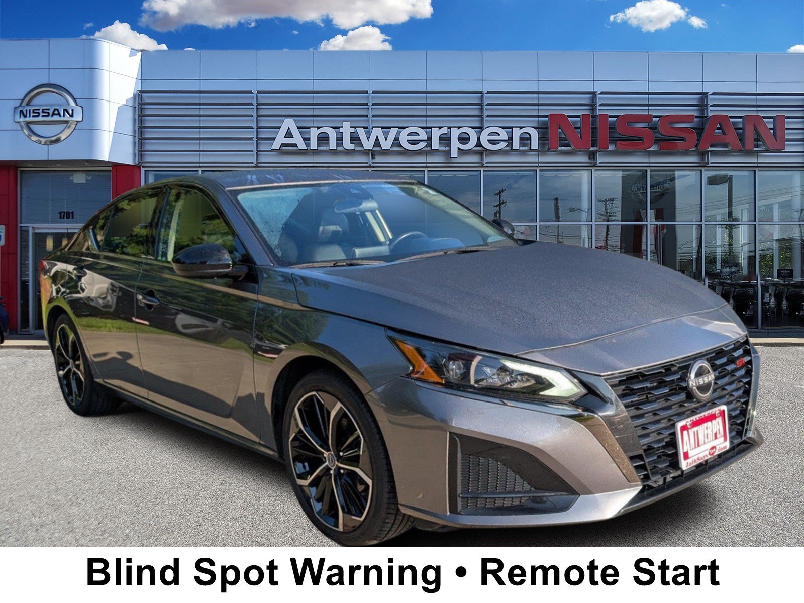 Used 2024 Nissan Altima 2.5 SR FWD image 1