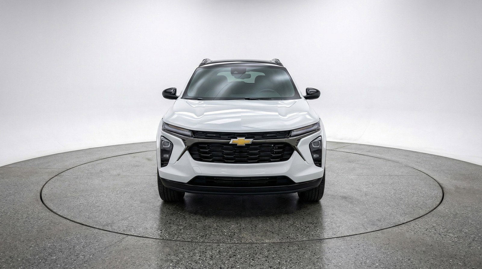 Used 2025 Chevrolet TrailBlazer LT FWD image 2