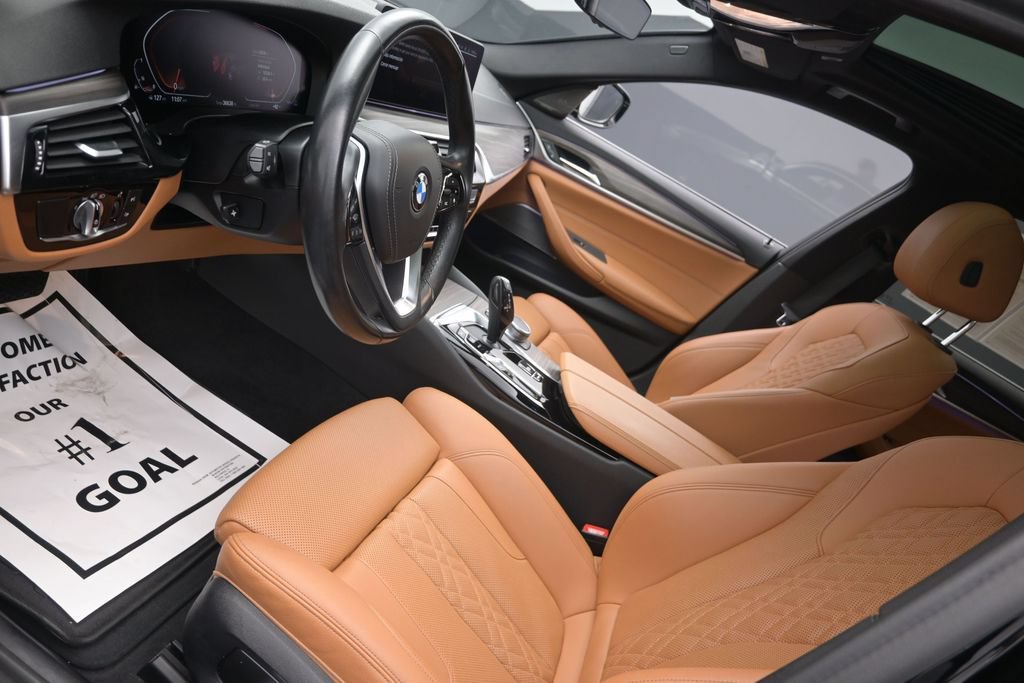 Used 2021 BMW 530i w/ Premium Package RWD image 19