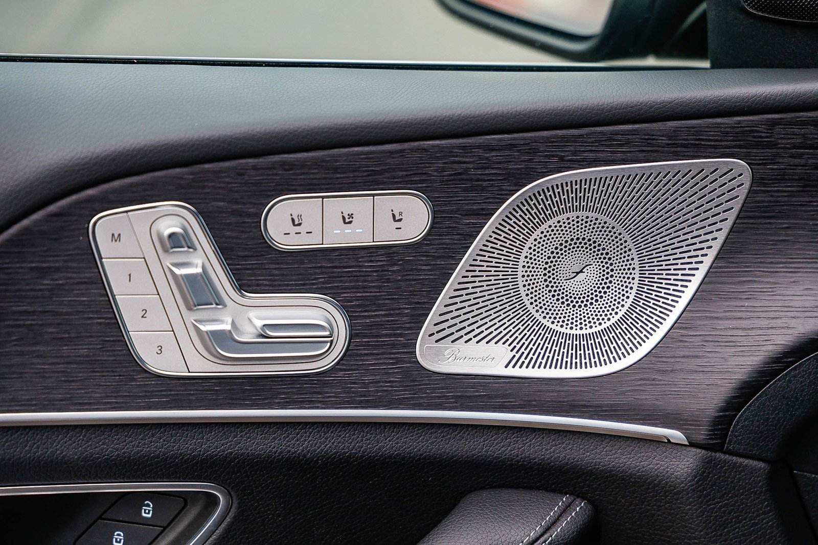 Used 2025 Mercedes-Benz GLS 450 4MATIC image 22