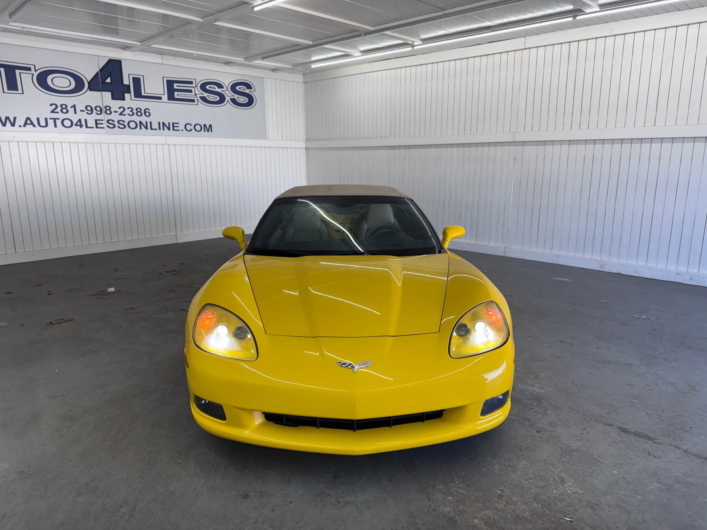 Used 2009 Chevrolet Corvette Convertible 2D w/ Preferred Equipment Group image 2