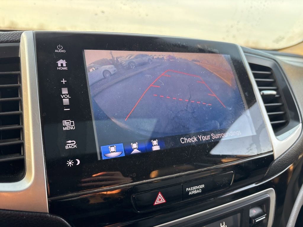 Used 2017 Honda Pilot Touring image 24