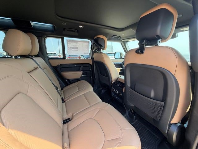 New 2026 Land Rover Defender 110 S AWD/4WD image 17