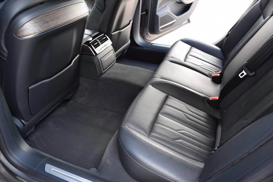 Used 2019 Audi A8 L 3.0T image 41