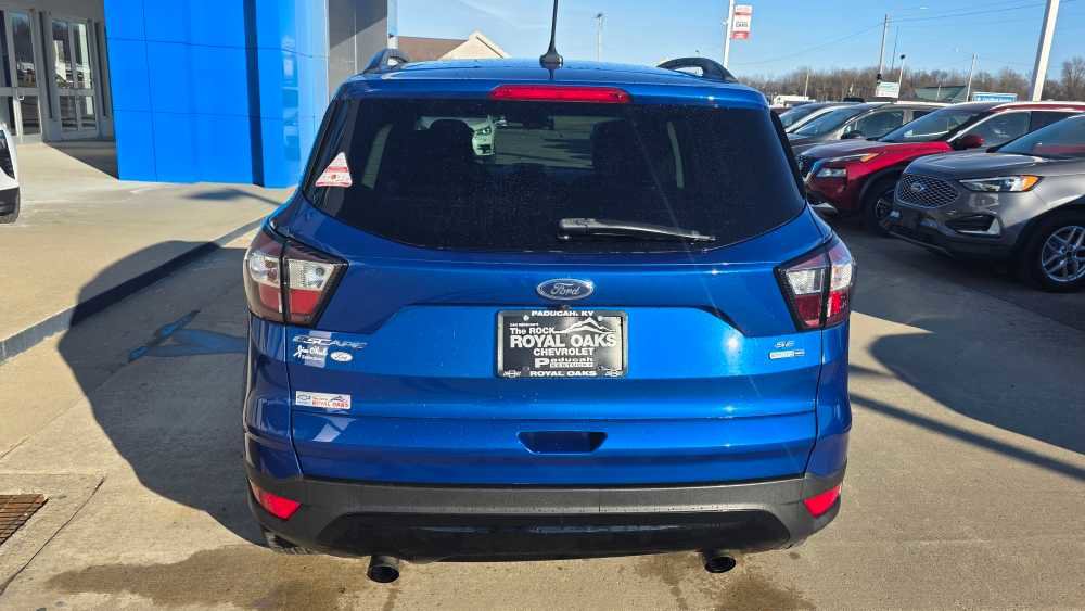 Used 2018 Ford Escape SE w/ SE Sport Appearance Package image 7