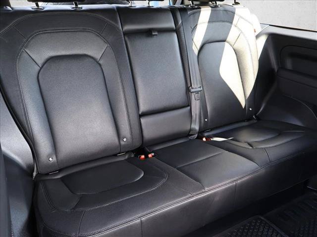 Used 2023 Land Rover Defender 90 X-Dynamic SE AWD/4WD image 24