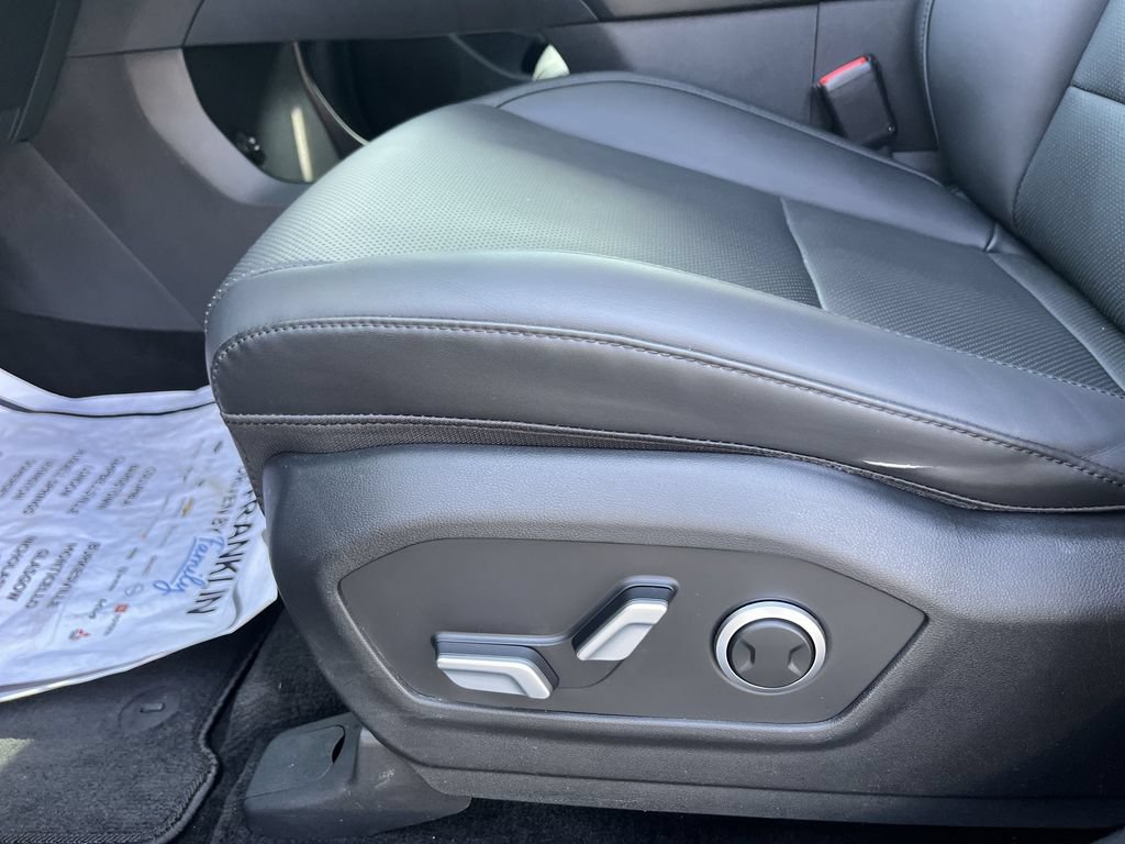 Used 2024 Hyundai Santa Fe SEL FWD image 18