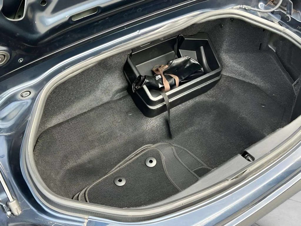 Used 2021 MAZDA MX-5 Miata RF Grand Touring RWD image 21