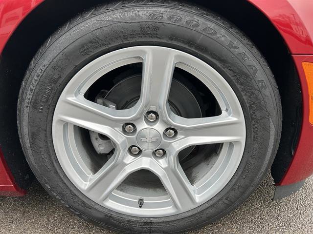 Certified 2021 Chevrolet Camaro LT image 11