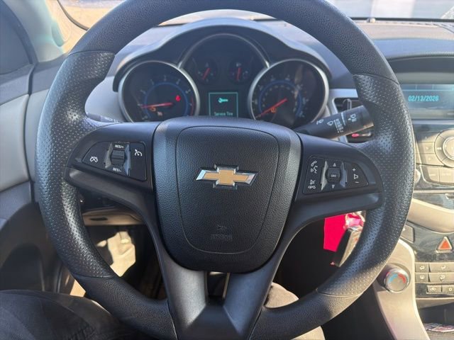 Used 2015 Chevrolet Cruze LT image 9