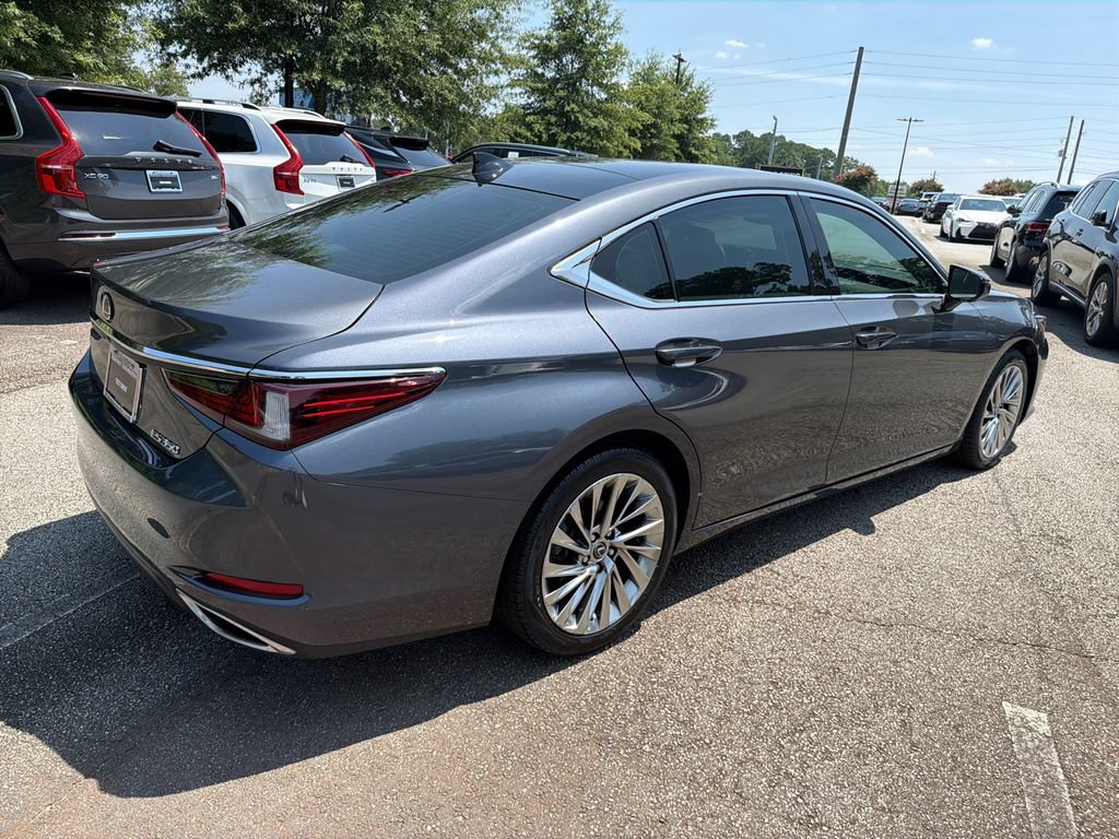 Used 2022 Lexus ES 350 Ultra Luxury FWD image 7