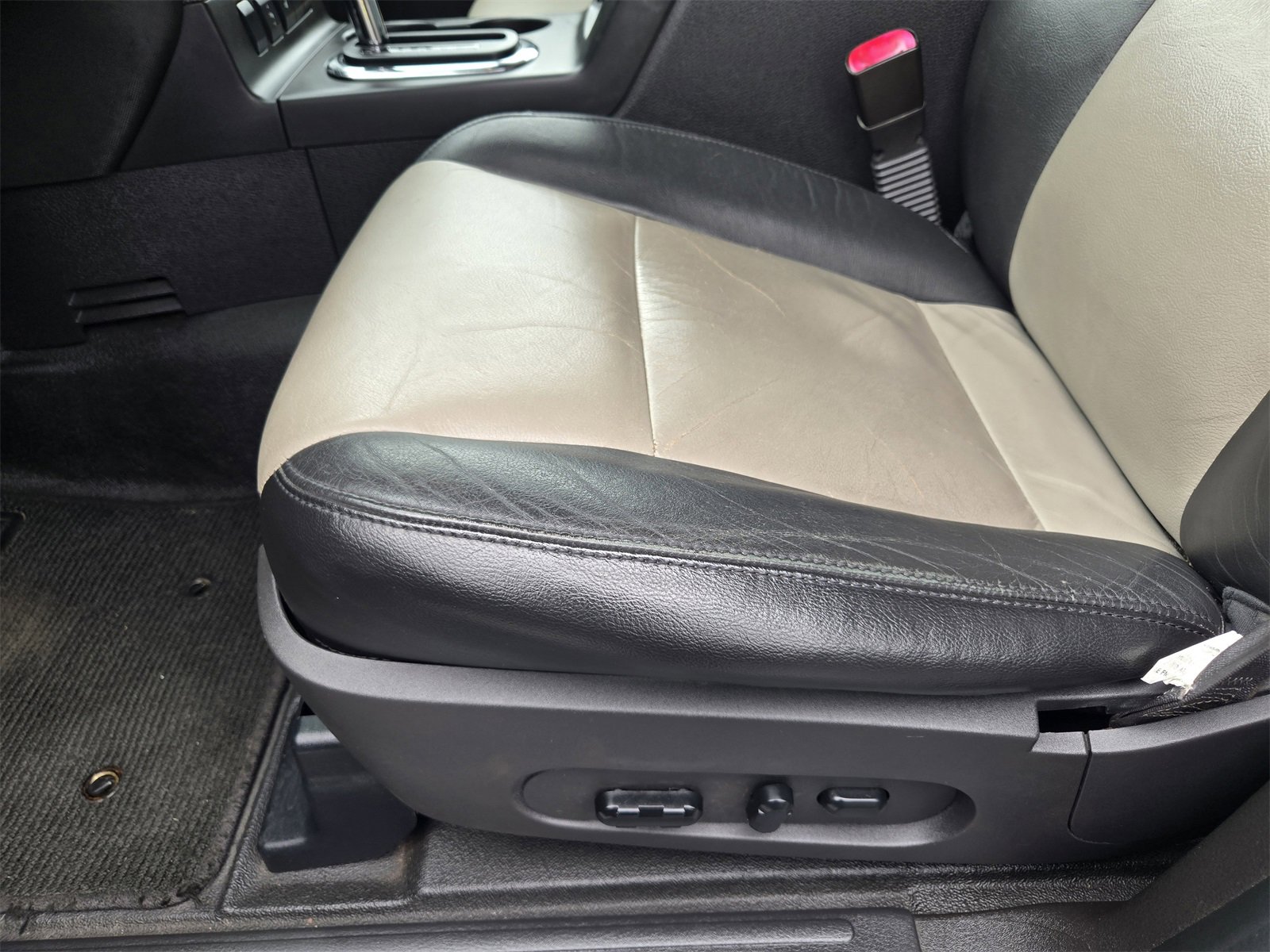 Used 2007 Ford Explorer Sport Trac Limited image 20