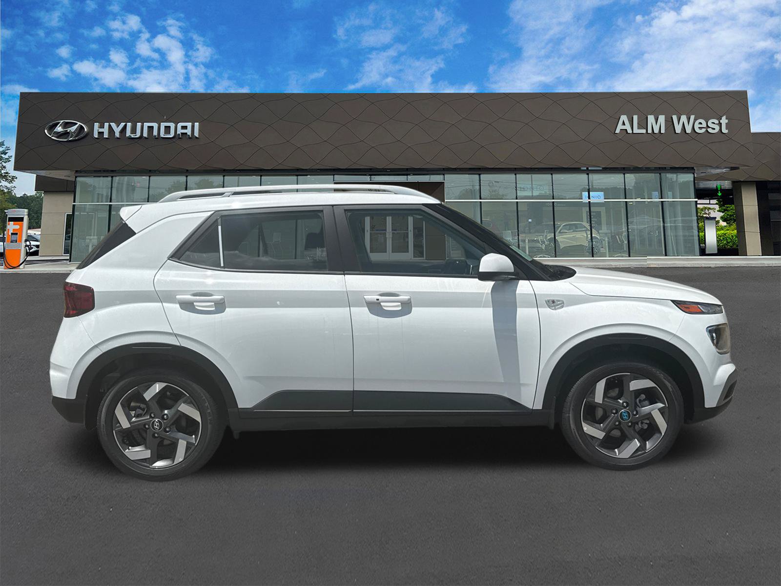 New 2026 Hyundai Venue SEL FWD image 5