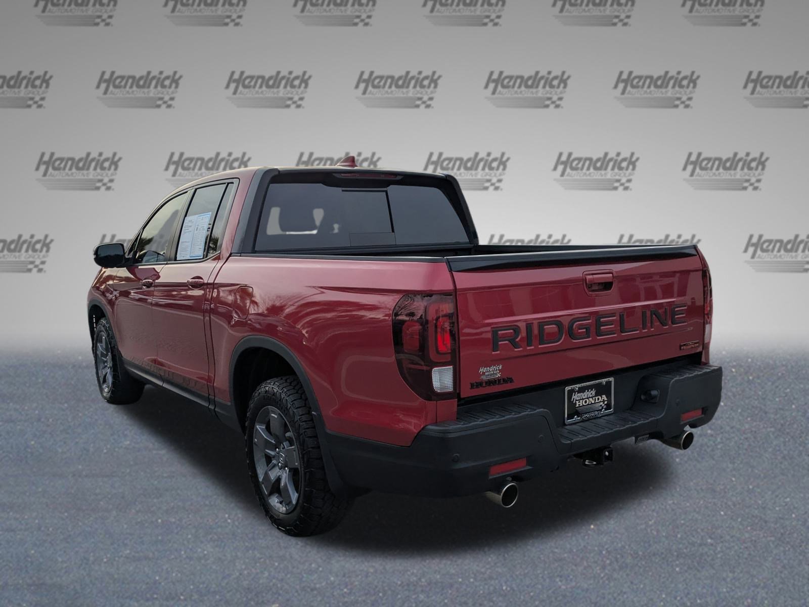 Used 2025 Honda Ridgeline TrailSport image 7
