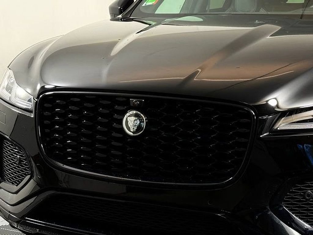New 2026 Jaguar F-PACE R-Dynamic S AWD/4WD image 10