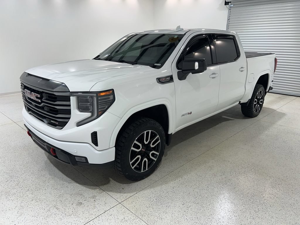 Used 2022 GMC Sierra 1500 AT4 w/ AT4 Premium Package AWD/4WD video 1