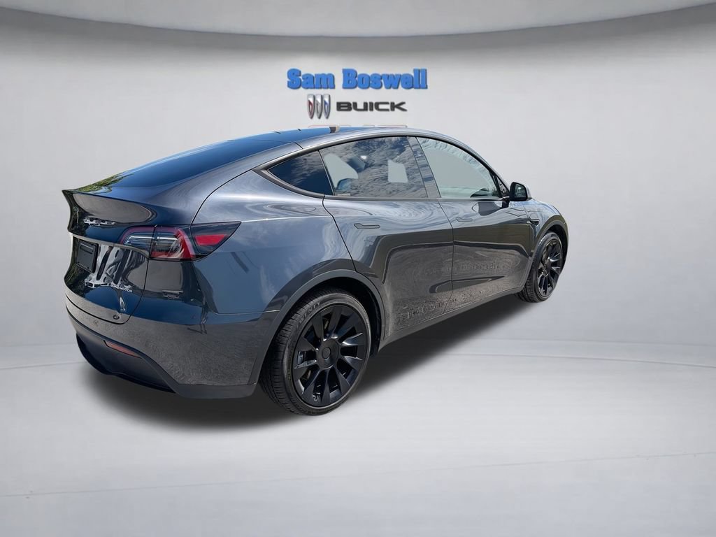 Used 2024 Tesla Model Y Long Range AWD/4WD image 8