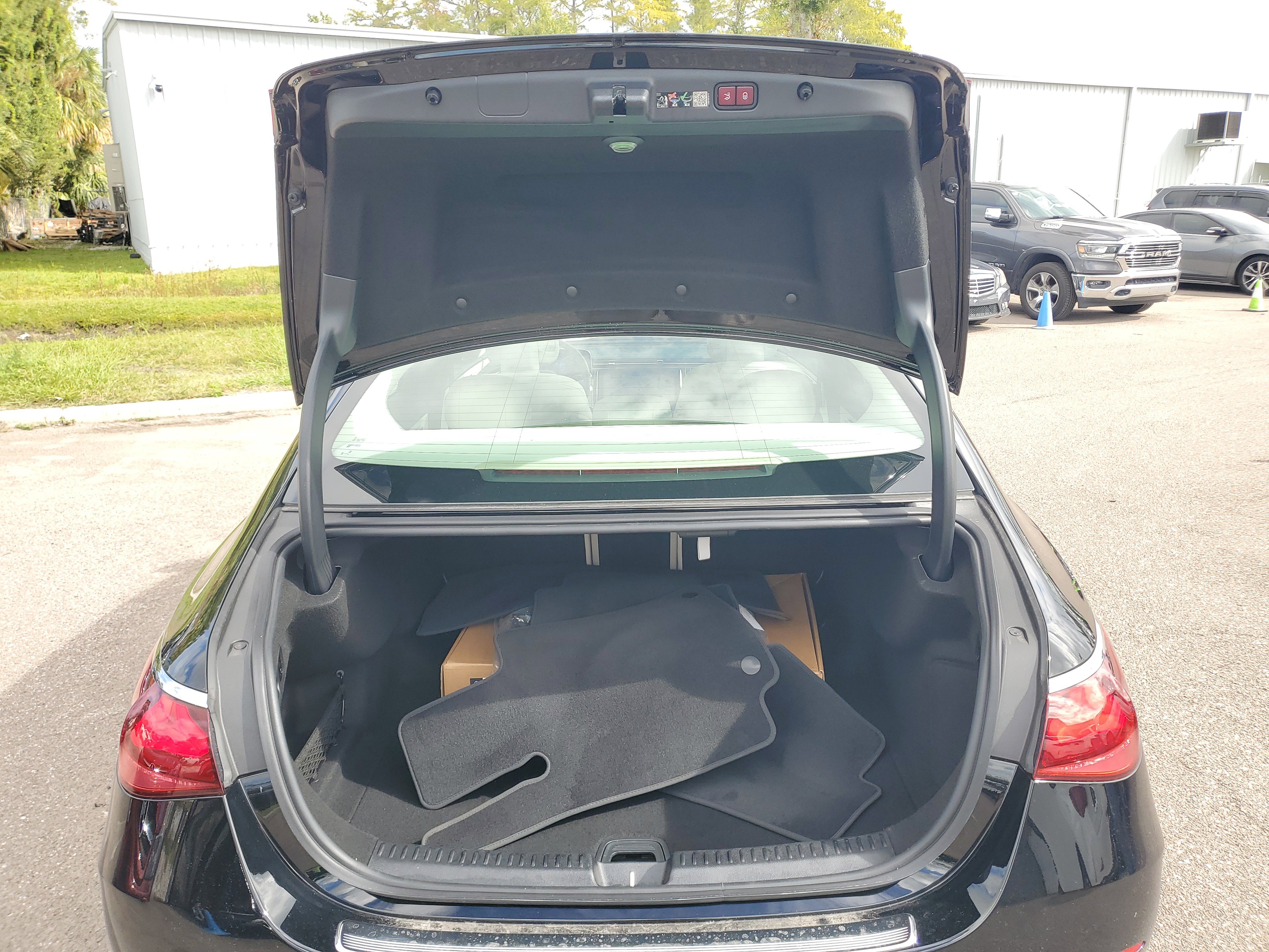 Certified 2025 Mercedes-Benz E 350 Sedan image 7