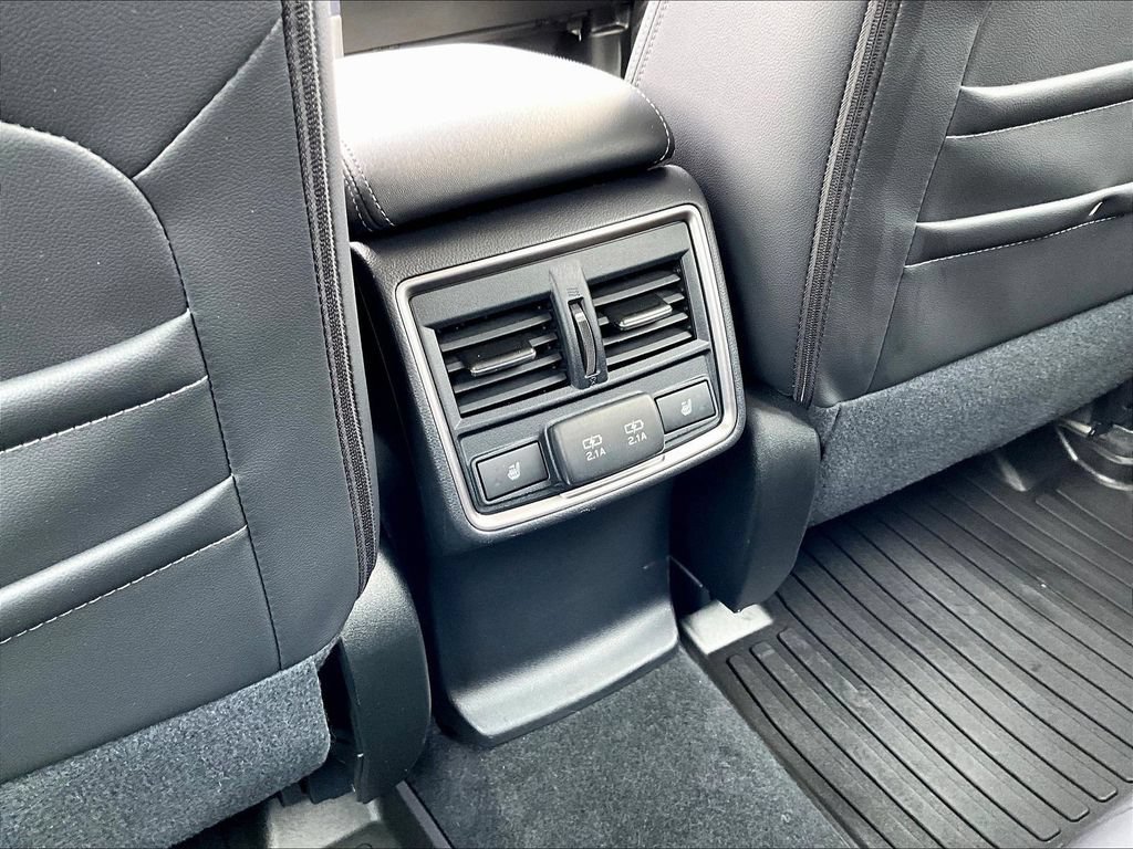 Used 2022 Subaru Forester Touring AWD/4WD image 13
