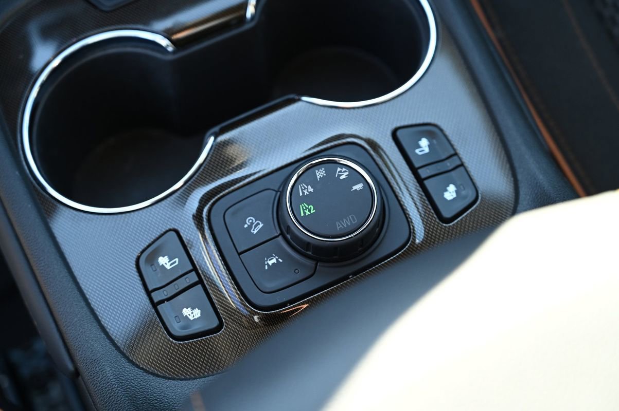 Used 2023 GMC Acadia AT4 w/ Trailering Package image 36