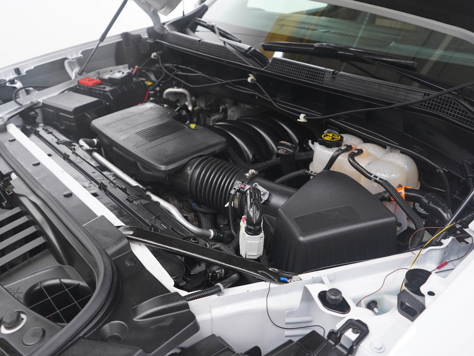 Used 2023 Chevrolet Silverado 1500 High Country image 32