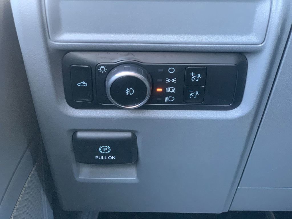 Used 2023 Ford F150 XLT image 16