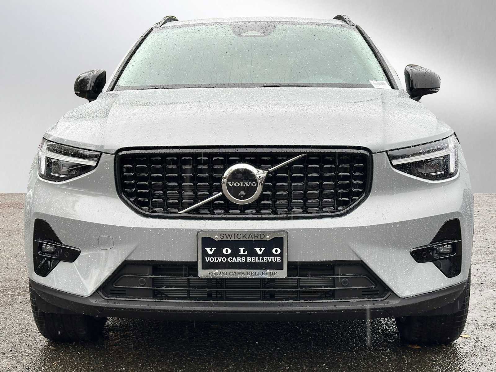 New 2026 Volvo XC40 B5 Ultra w/ Climate Package image 8