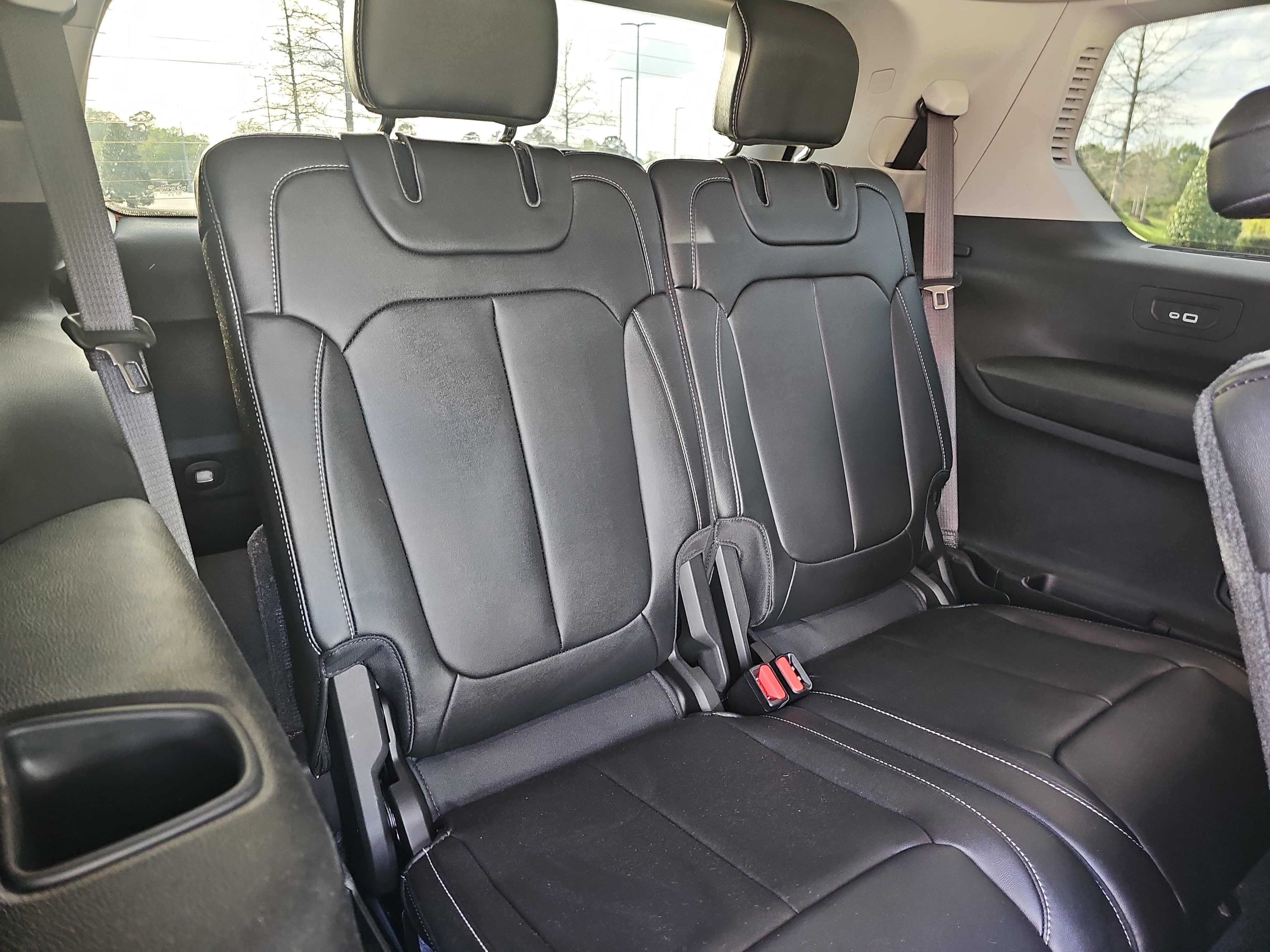 Used 2022 Jeep Grand Cherokee L Limited RWD image 12