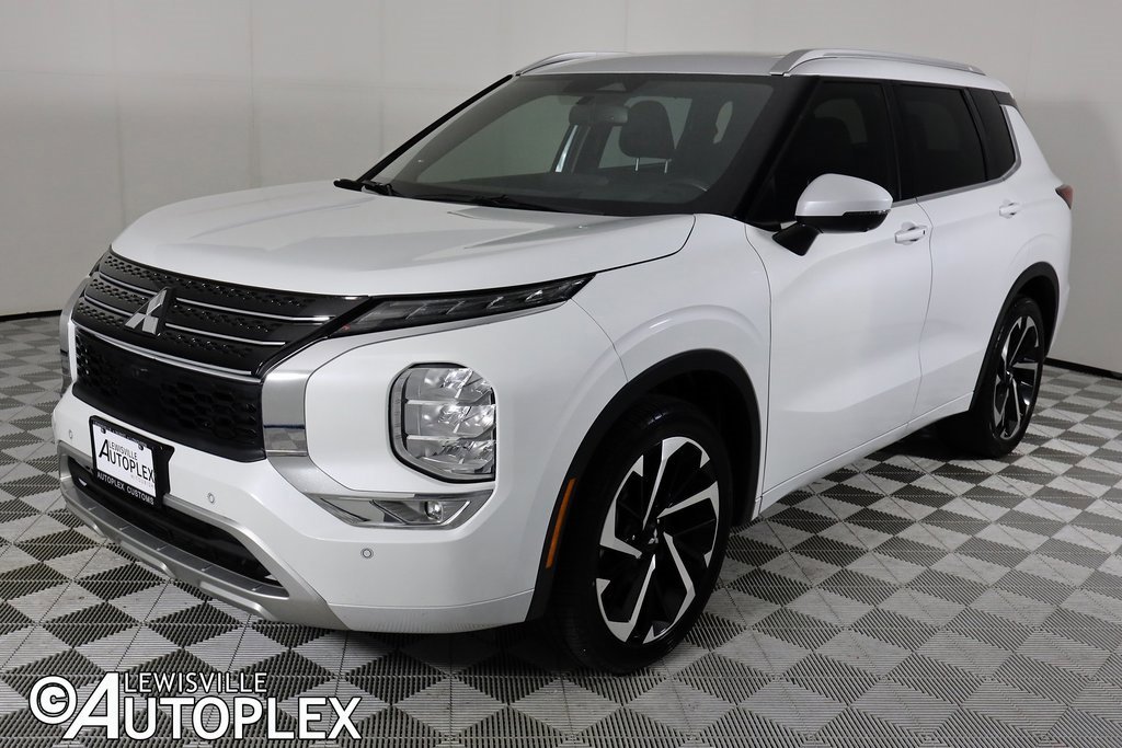 Used 2022 Mitsubishi Outlander SEL image 11