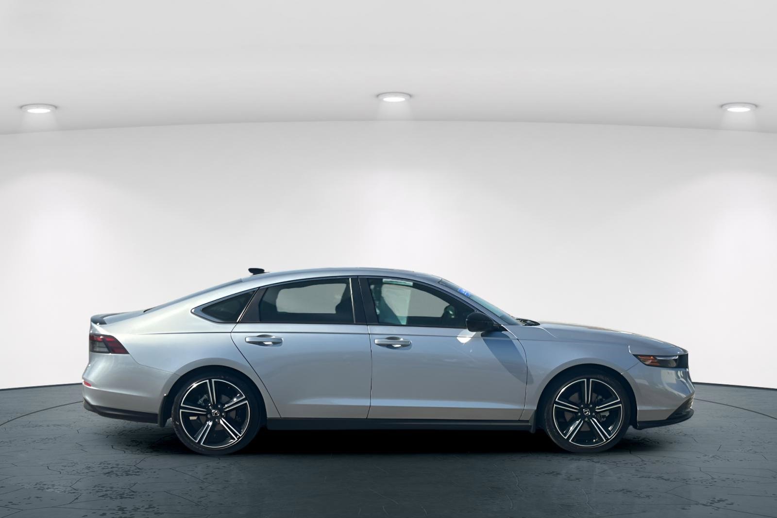 Certified 2025 Honda Accord Sport image 7