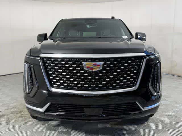 Used 2026 Cadillac Escalade Luxury AWD/4WD image 12