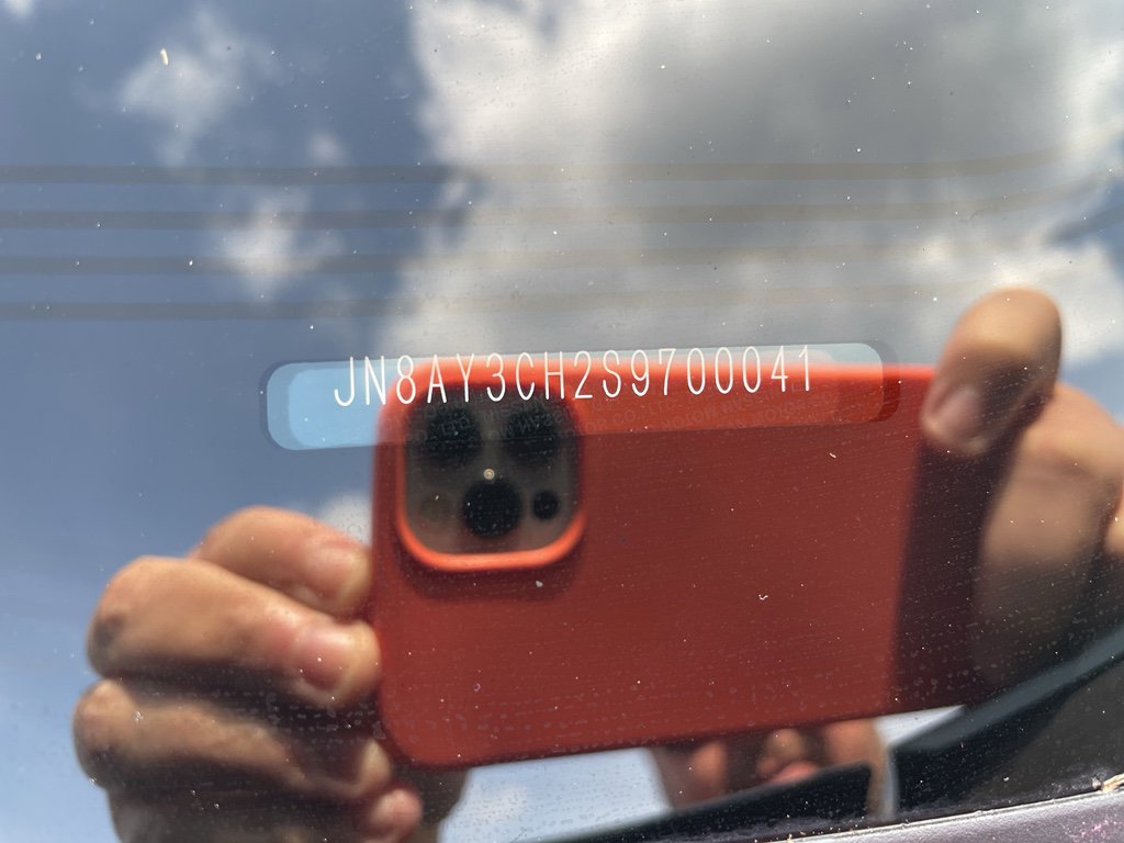 Certified 2025 Nissan Armada Platinum Reserve image 30