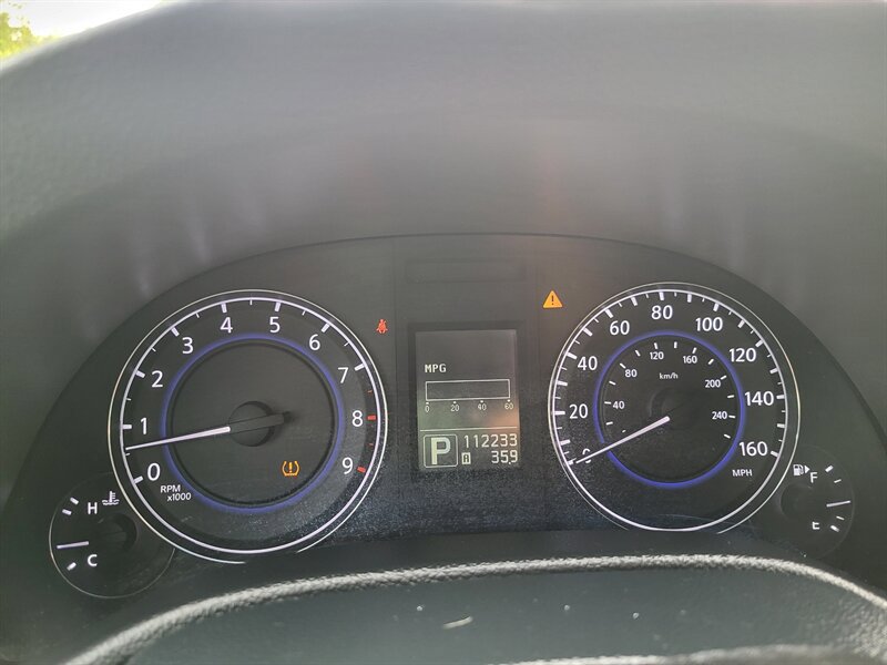 Used 2011 INFINITI G25 x w/ Moonroof Pkg AWD/4WD image 14