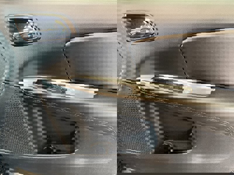 Used 2019 Dodge Journey SE w/ Premium Group image 29