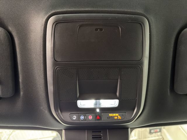 Certified 2025 Buick Enclave Preferred FWD image 22