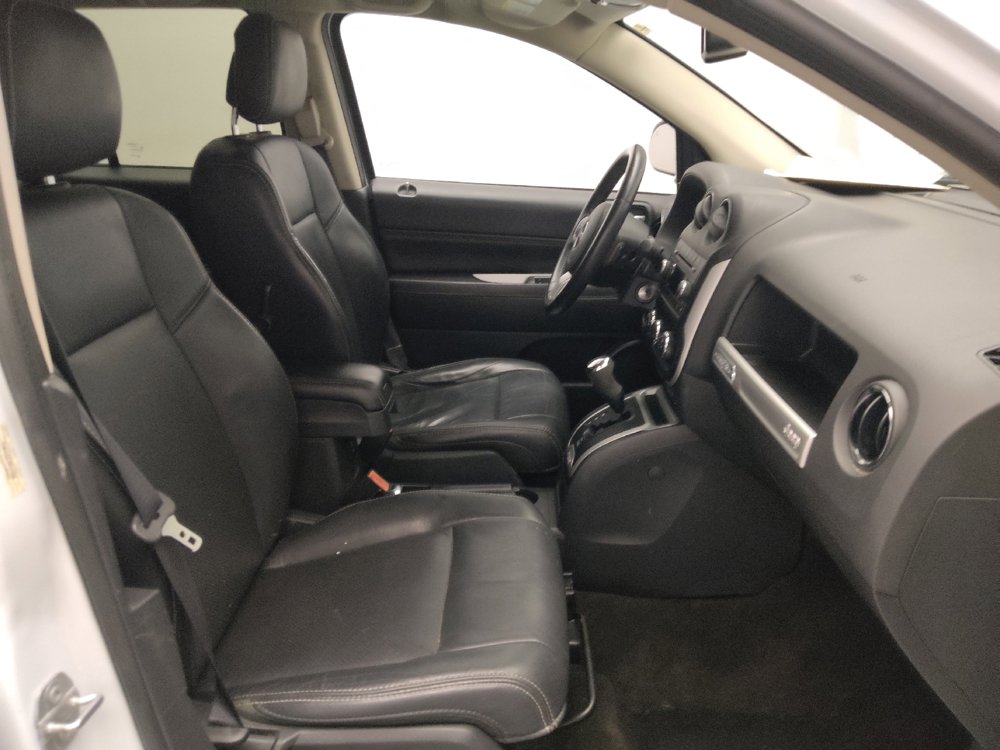 Used 2017 Jeep Compass High Altitude image 21