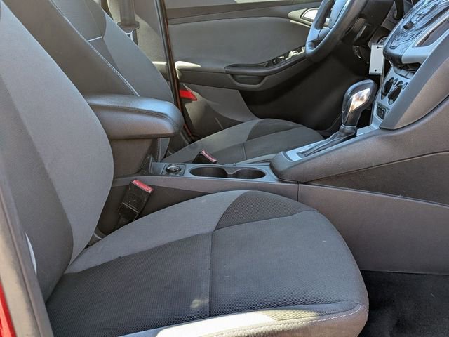 Used 2012 Ford Focus SE image 28