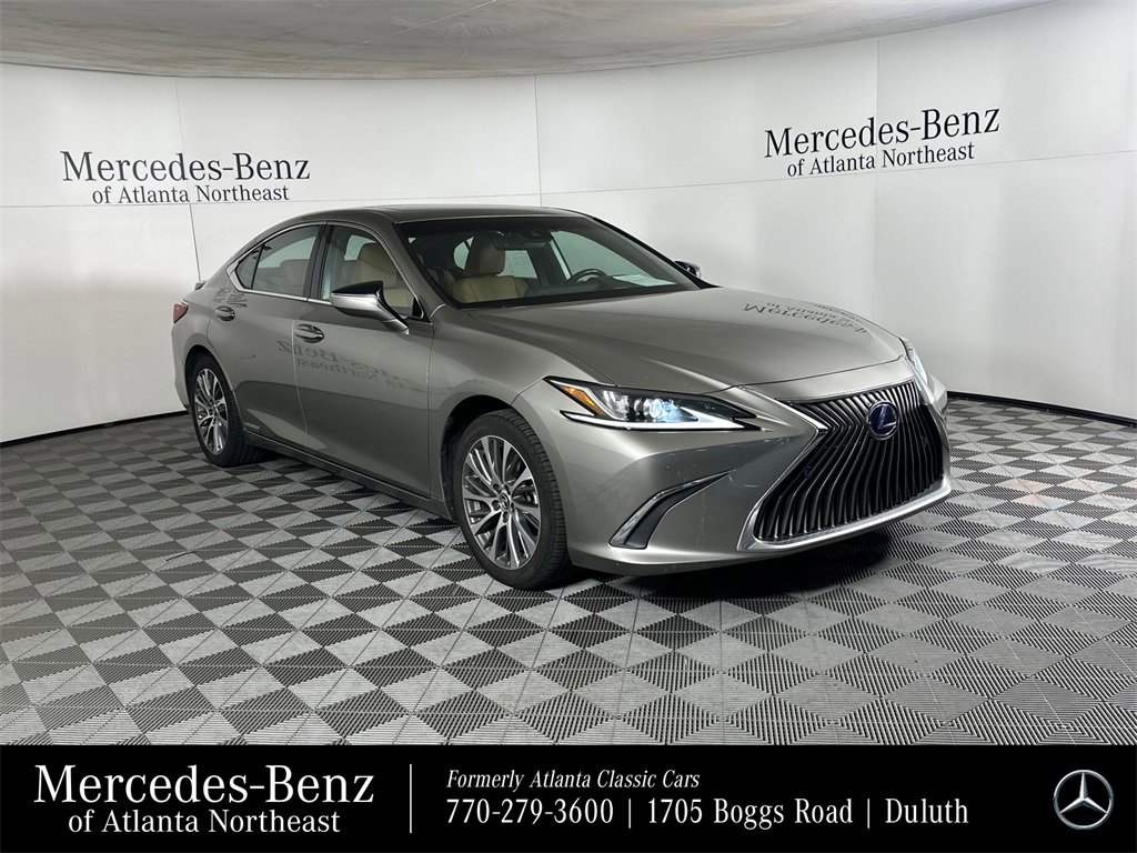 Used 2020 Lexus ES 300h w/ Premium Package