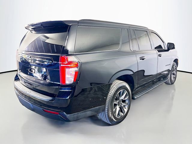Used 2023 Chevrolet Suburban Z71 w/ Luxury Package image 7